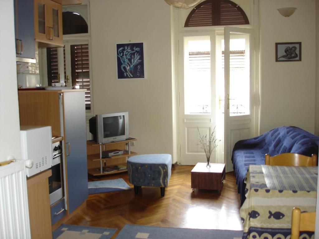 Green Market Apartment Οπατία Δωμάτιο φωτογραφία